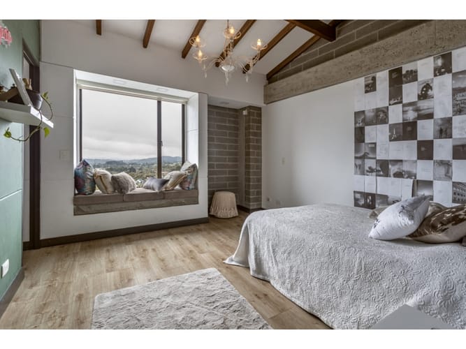 Casa de 3 alcobas en venta en Santa Elena, Rionegro, 350 m² · foto 10 de 18