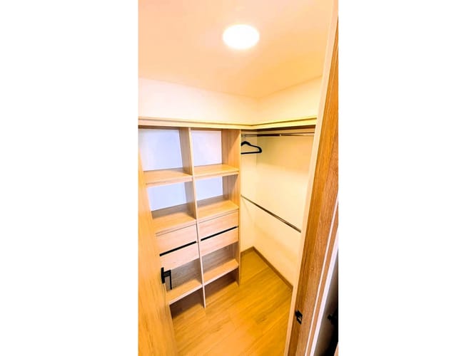 Apartamento de 2 alcobas en venta en El Porvenir, Envigado, 74 m² · foto 10 de 19