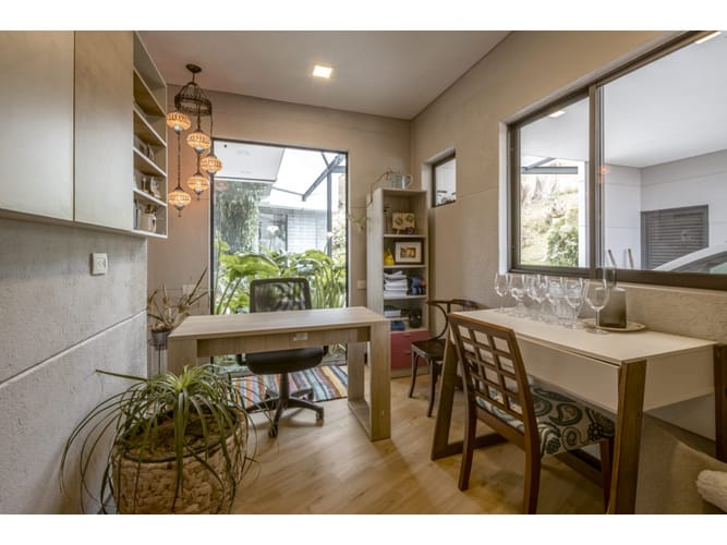 Casa de 3 alcobas en arriendo en Santa Elena, Rionegro, 350 m² · foto 4 de 18