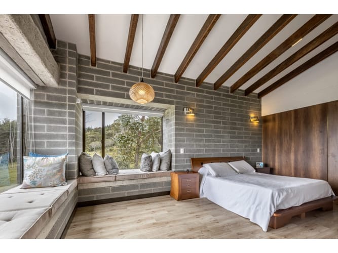 Casa de 3 alcobas en arriendo en Santa Elena, Rionegro, 350 m² · foto 9 de 18