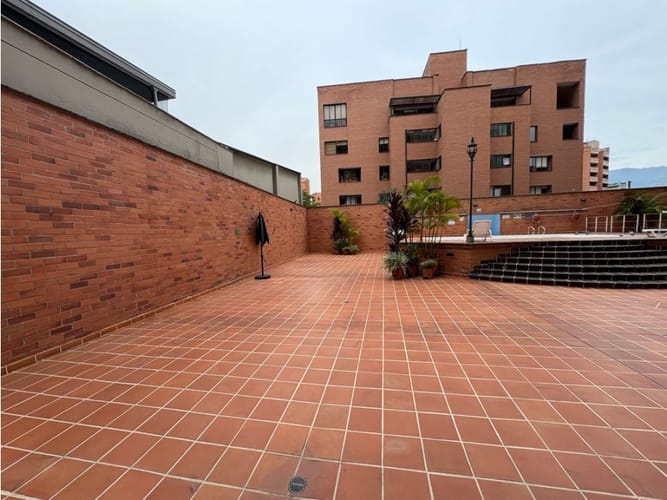 Apartamento de 2 alcobas en arriendo en Universidad Pontificia Bolivariana, Medellín, 220 m² · foto 16 de 18