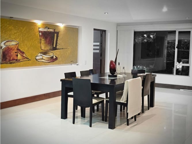 Casa de 4 alcobas en venta en Los Salados, Medellín, 545 m² · foto 5 de 11