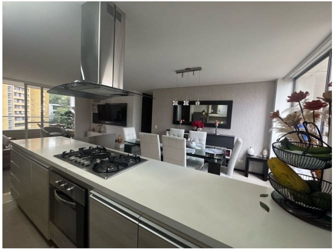 Apartamento de 3 alcobas en venta en Castropol, Rionegro, 131 m² · foto 6 de 14