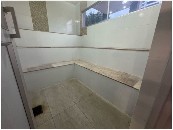 Apartamento de 3 alcobas en venta en Castropol, Rionegro, 131 m² · foto 14 de 14