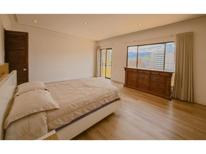 Apartamento de 3 alcobas en arriendo en El Poblado, Rionegro, 450 m² · foto 19 de 24