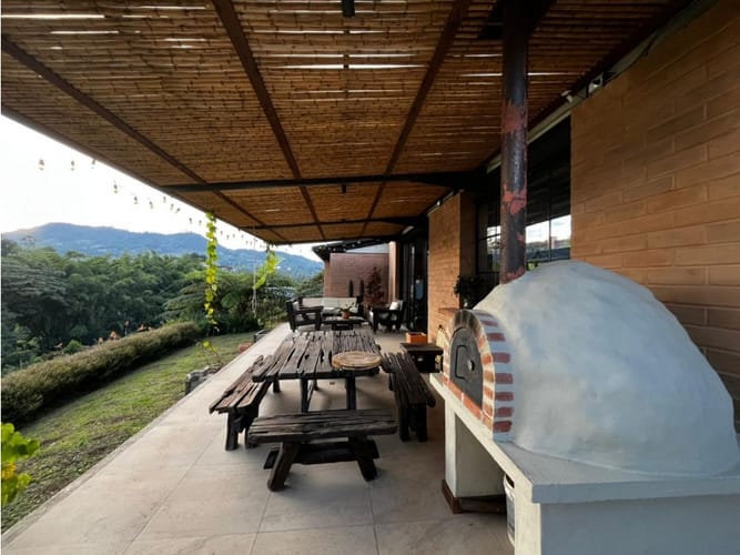 Casa de 4 alcobas en venta en El Carmen De Viboral, Rionegro, 304 m² · foto 22 de 24