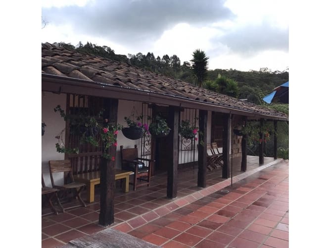 Casa de 2 alcobas en venta en El Porvenir, Envigado, 287 m² · foto 11 de 17