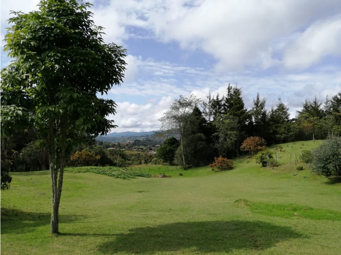 Casa de 2 alcobas en venta en El Porvenir, Envigado, 287 m² · foto 12 de 17