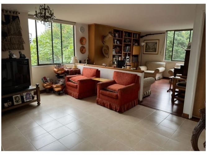 Apartamento de 3 alcobas en venta en El Poblado, Medellín, 191 m² · foto 5 de 11