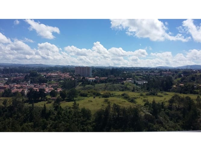 Apartamento de 3 alcobas en venta en Ub. Altos De Pereira, Rionegro, 96 m² · foto 8 de 14