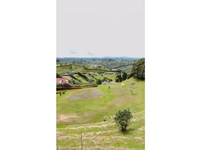 Lote en venta en La Mosquita, Guarne, 5000 m² · foto 8 de 9