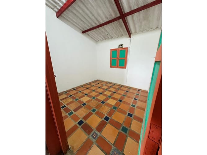 Casa de 4 alcobas en venta en Centro, Guarne, 150 m² · foto 9 de 16