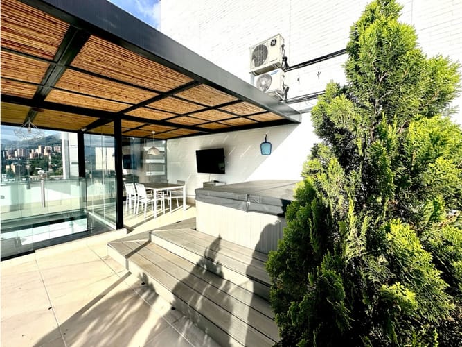 Apartamento de 3 alcobas en venta en El Poblado, Medellín, 288 m² · foto 17 de 22