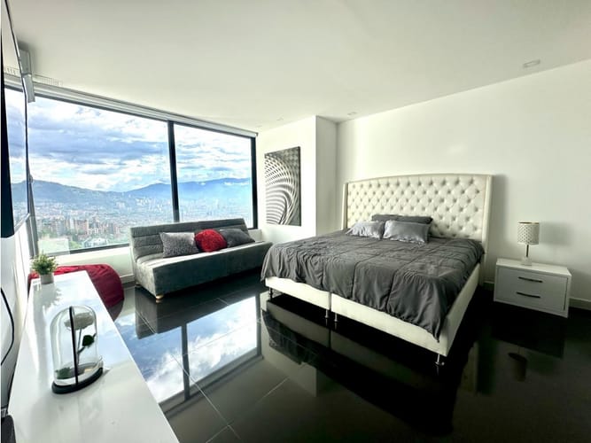 Apartamento de 3 alcobas en venta en El Poblado, Medellín, 288 m² · foto 22 de 22
