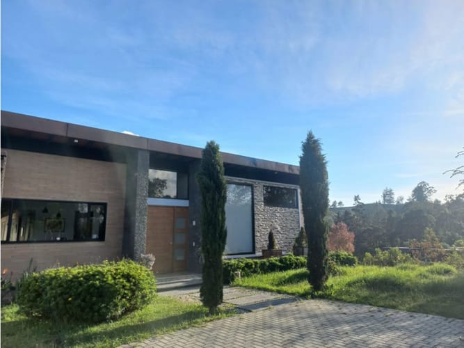 Casa de 4 alcobas en venta en El Portento, El Retiro, 326 m² · foto 2 de 10