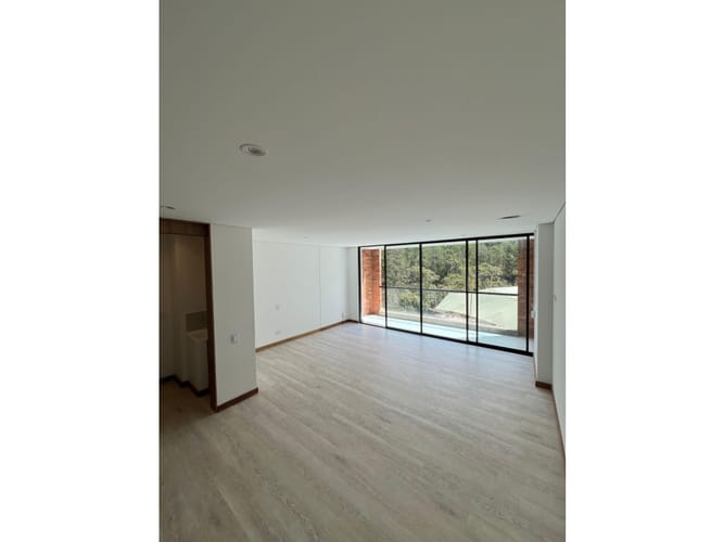 Apartamento de 1 alcoba en venta en Los Salados, Rionegro, 47 m² · foto 2 de 4