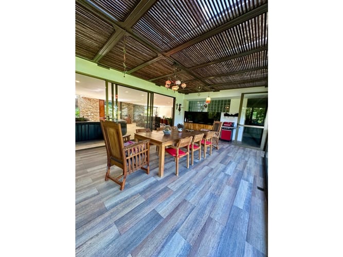 Casa de 5 alcobas en venta en Escobero, Envigado, 849 m² · foto 20 de 24