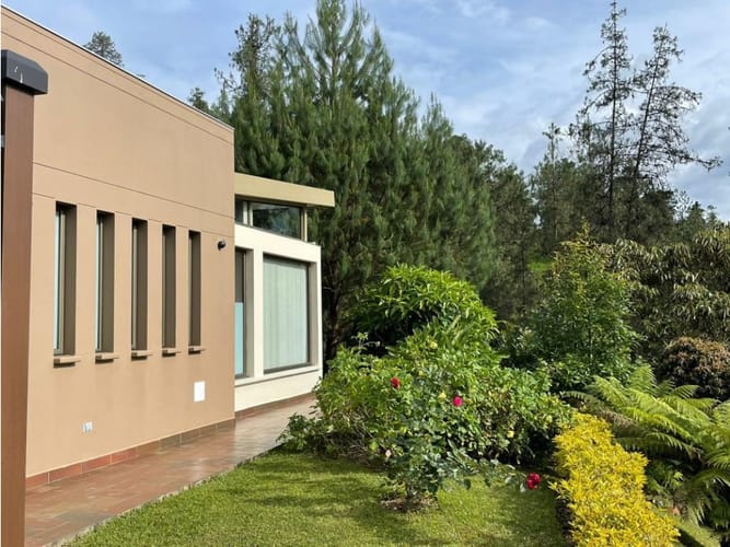Casa de 3 alcobas en venta en El Retiro, 418 m² · foto 18 de 18