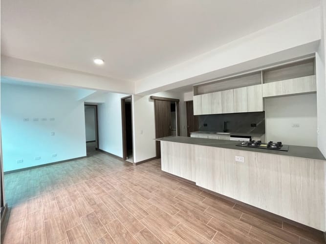 Apartamento de 2 alcobas en venta en Puente Pelaez, El Retiro, 65 m² · foto 2 de 23