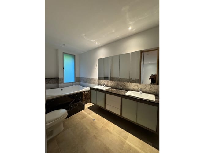 Casa de 3 alcobas en arriendo en Las Palmas, Rionegro, 337 m² · foto 17 de 24