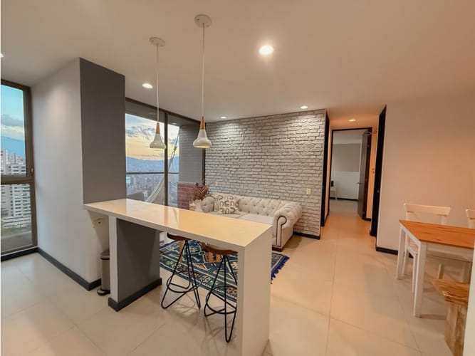 Apartamento de 2 alcobas en arriendo en Las Palmas, Rionegro, 72 m² · foto 2 de 12