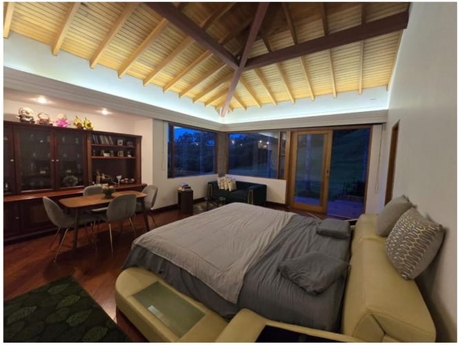 Casa de 6 alcobas en venta en La Candelaria, Medellín, 600 m² · foto 10 de 21