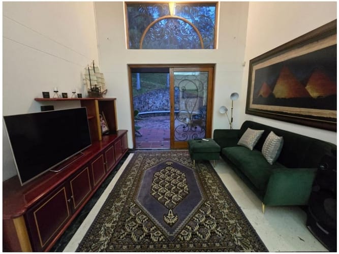Casa de 6 alcobas en venta en La Candelaria, Medellín, 600 m² · foto 15 de 21
