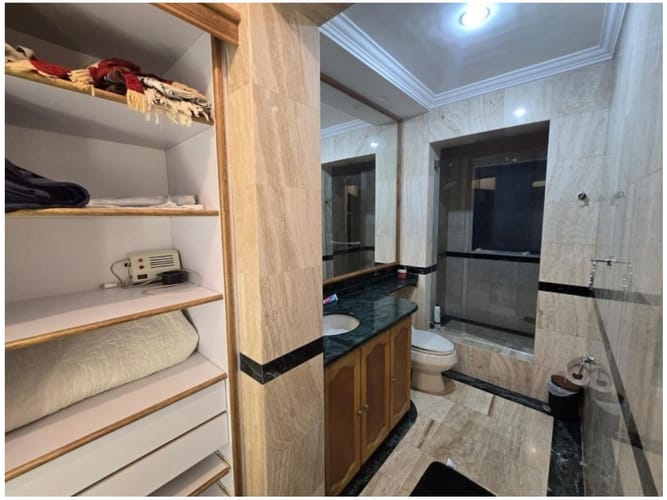 Casa de 6 alcobas en venta en La Candelaria, Medellín, 600 m² · foto 16 de 21