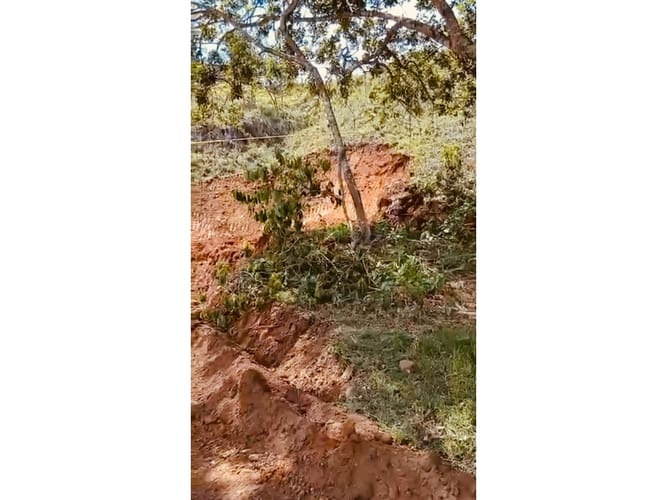 Lote en venta en Zarzal La Luz, Copacabana, 3000 m² · foto 4 de 5