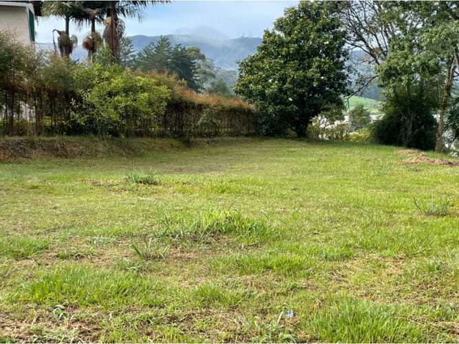 Lote en venta en Guamito, La Ceja, 3250 m² · foto 2 de 12