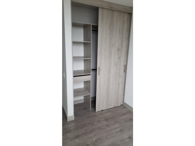 Apartamento de 2 alcobas en venta en Ub. Santa Ana, Rionegro, 66 m² · foto 12 de 23