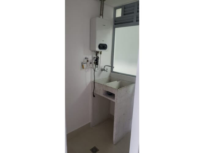 Apartamento de 2 alcobas en venta en Ub. Santa Ana, Rionegro, 66 m² · foto 14 de 23