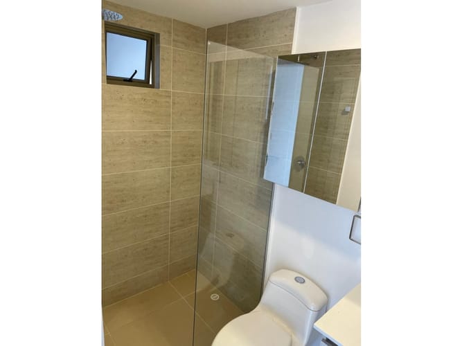 Apartamento de 2 alcobas en venta en San Antonio De Pereira, Rionegro, 66 m² · foto 2 de 10