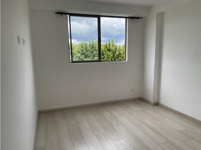 Apartamento de 2 alcobas en venta en San Antonio De Pereira, Rionegro, 66 m² · foto 8 de 10