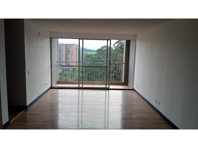 Apartamento de 3 alcobas en venta en Santa Ana, Rionegro, 76 m² · foto 2 de 16