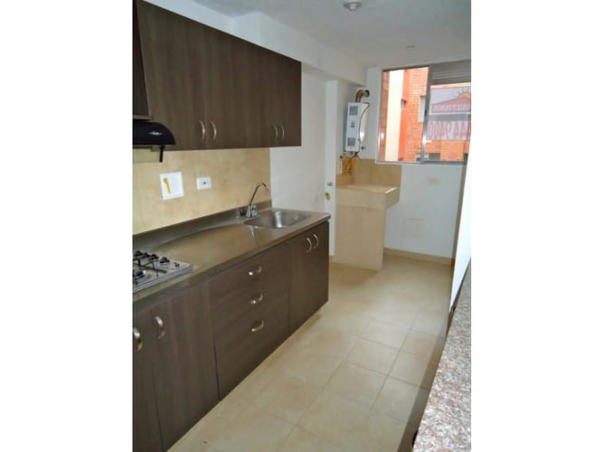Apartamento de 3 alcobas en venta en Santa Ana, Rionegro, 76 m² · foto 5 de 16