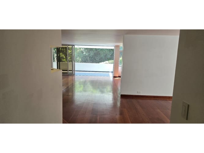 Apartamento de 3 alcobas en venta en Alejandría, Medellín, 230 m² · foto 16 de 21