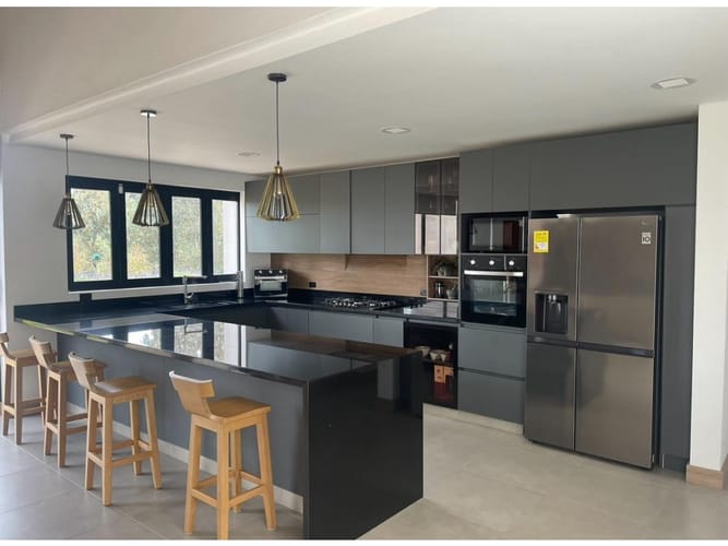 Casa de 6 alcobas en venta en El Porvenir, El Retiro, 400 m² · foto 2 de 7