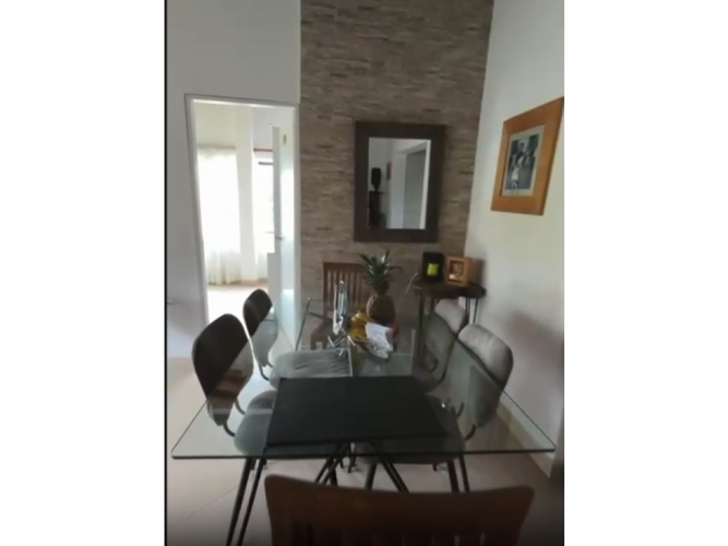 Apartamento de 4 alcobas en venta en Laureles, Medellín, 103 m² · foto 3 de 12