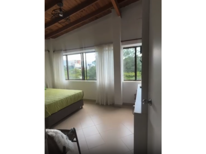 Apartamento de 4 alcobas en venta en Laureles, Medellín, 103 m² · foto 6 de 12