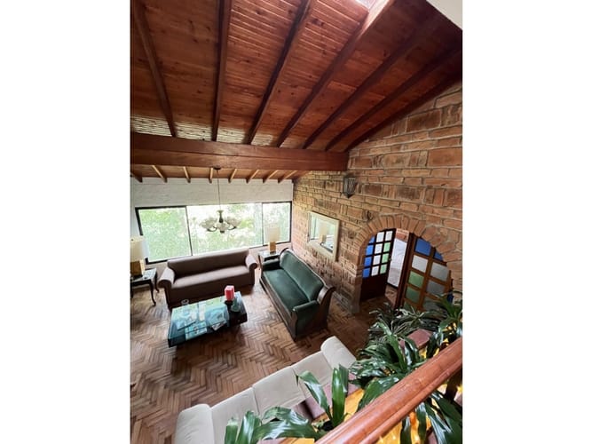 Casa de 5 alcobas en venta en Las Brujas, Rionegro, 289 m² · foto 5 de 24