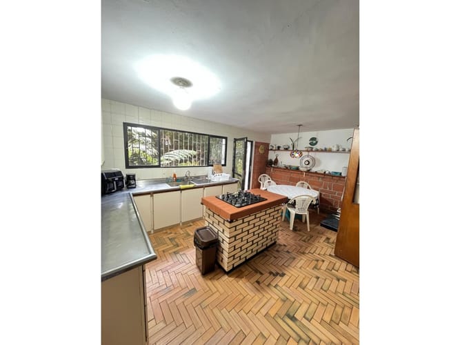 Casa de 5 alcobas en venta en Las Brujas, Rionegro, 289 m² · foto 12 de 24
