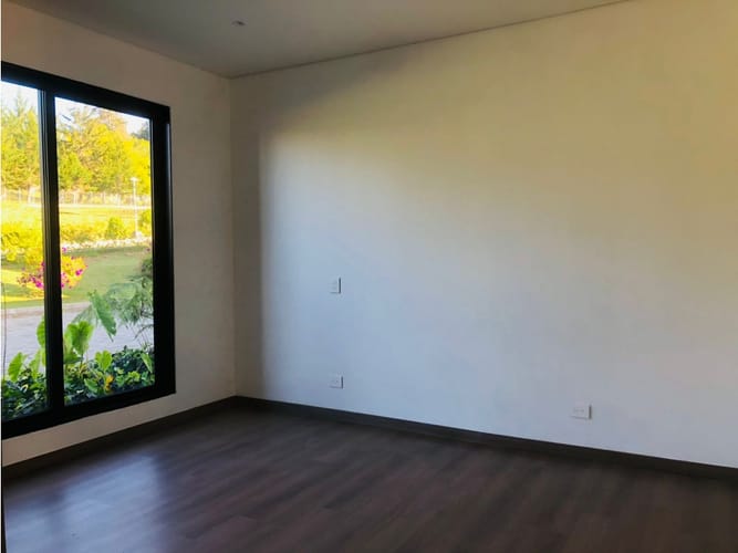 Casa de 3 alcobas en venta en El Retiro, 375 m² · foto 6 de 11