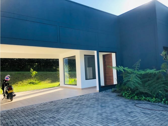 Casa de 3 alcobas en venta en El Retiro, 375 m² · foto 7 de 11