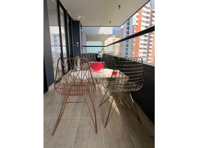 Apartamento de 3 alcobas en venta en Loma De Las Brujas, Rionegro, 101 m² · foto 8 de 24