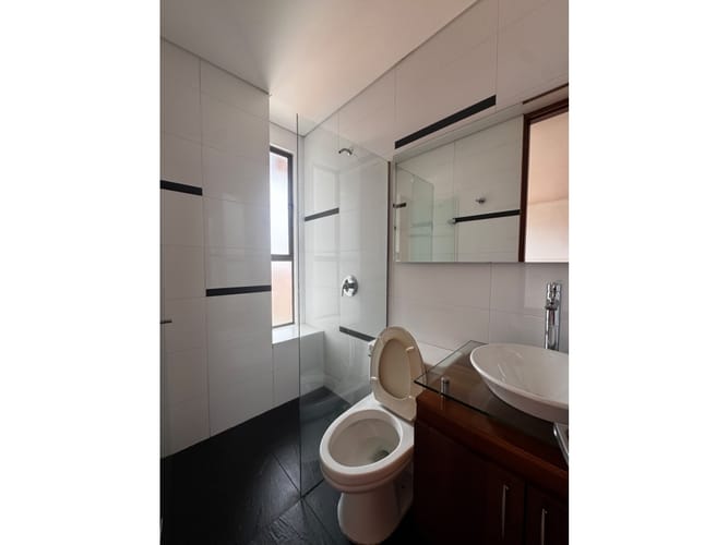Apartamento de 3 alcobas en arriendo en Los Balsos, Medellín, 200 m² · foto 11 de 24