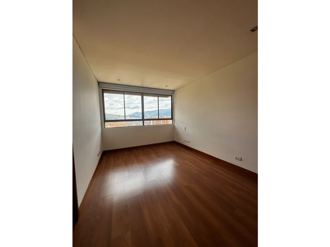 Apartamento de 3 alcobas en arriendo en Los Balsos, Medellín, 200 m² · foto 14 de 24