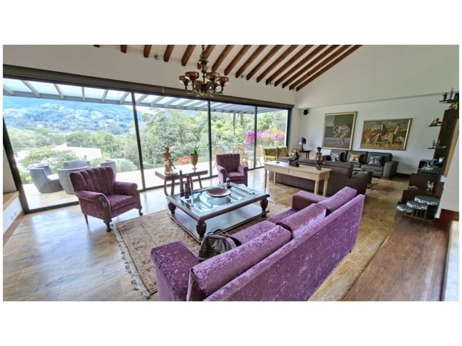 Casa de 5 alcobas en arriendo en El Retiro, 700 m² · foto 4 de 24