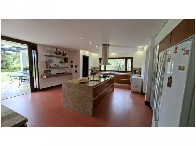 Casa de 5 alcobas en arriendo en El Retiro, 700 m² · foto 9 de 24