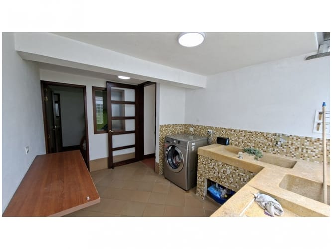 Casa de 5 alcobas en arriendo en El Retiro, 700 m² · foto 11 de 24